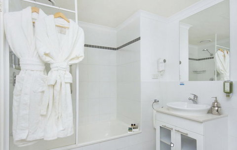 Pacific Suites Canberra - VIC Tourism 6