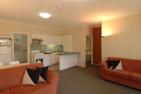 McLaren Vale Motel & Apartments - VIC Tourism 0