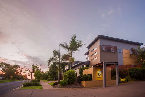 Best Western Plus Quarterdecks Retreat - VIC Tourism 1