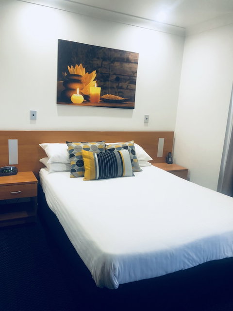 Ibis Styles Broken Hill - VIC Tourism 5