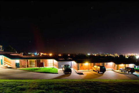 Warragul Views Motor Inn - VIC Tourism 0