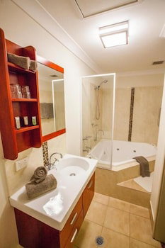 The Esplanade Hotel Port Hedland - VIC Tourism 4