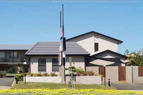 Pigeon House Motor Inn - VIC Tourism 1