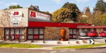 Edinburgh Motor Inn - VIC Tourism 0