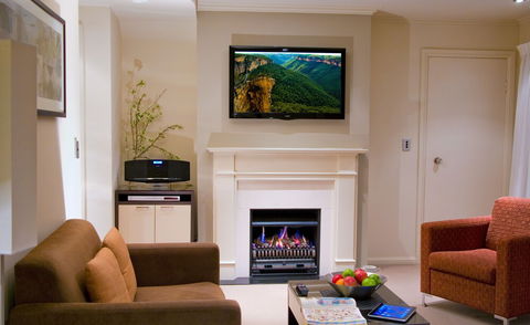 Falls Mountain Retreat - VIC Tourism 5