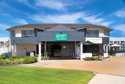 Quality Resort Sorrento Beach - VIC Tourism 1