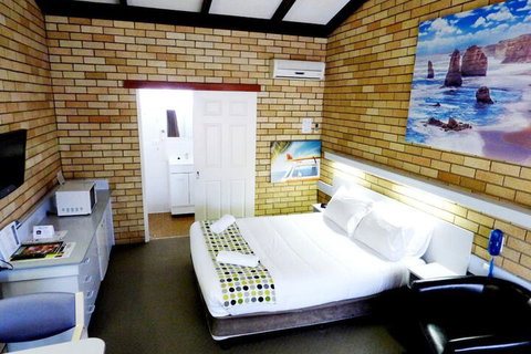 Wanderlight Motor Inn - VIC Tourism 2