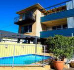 Caribbean Motel - VIC Tourism