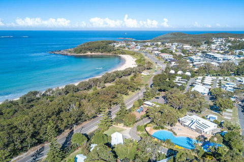 Fingal Bay Holiday Park - VIC Tourism 1