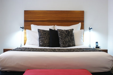 Cambridge Hotel Sydney - VIC Tourism 4