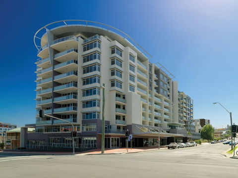 Adina Apartment Hotel Wollongong - VIC Tourism 1