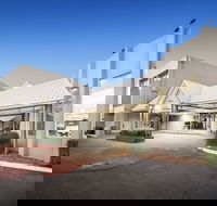 Ciloms Airport Lodge - VIC Tourism