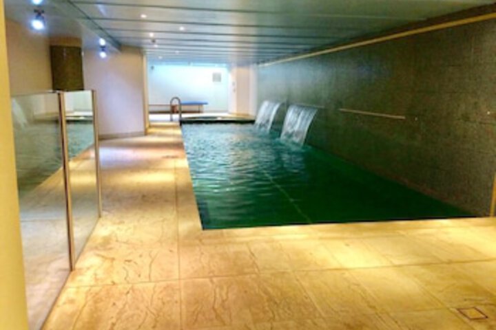 Wheeler Heights NSW VIC Tourism