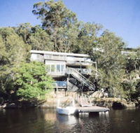 Calabash Bay Lodge - VIC Tourism