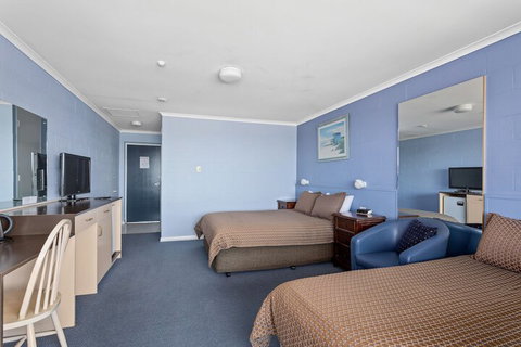 Swansea Motor Inn - VIC Tourism 7