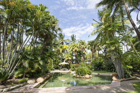 Seagulls Resort - VIC Tourism 1