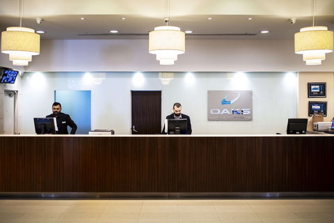 Oaks Glenelg Plaza Pier Suites - VIC Tourism 4