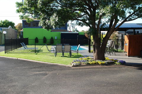 Mitchell On Main Motel & Apartments - VIC Tourism 1