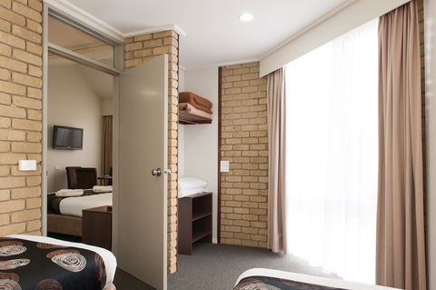Mitchell On Main Motel & Apartments - VIC Tourism 6