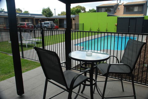 Mitchell On Main Motel & Apartments - VIC Tourism 2