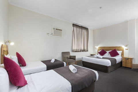 Adelaide Paringa - VIC Tourism 4