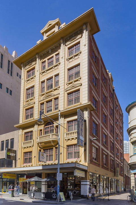 Adelaide Paringa - VIC Tourism 0