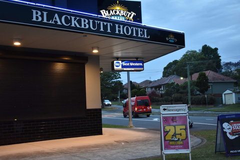 Best Western Blackbutt Inn - VIC Tourism 0