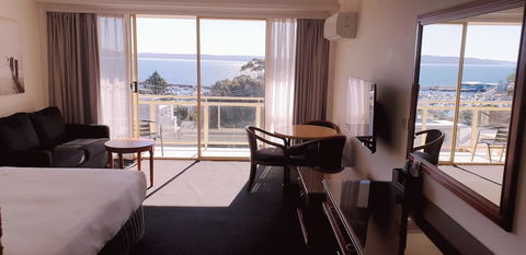 Marina Resort - VIC Tourism 5