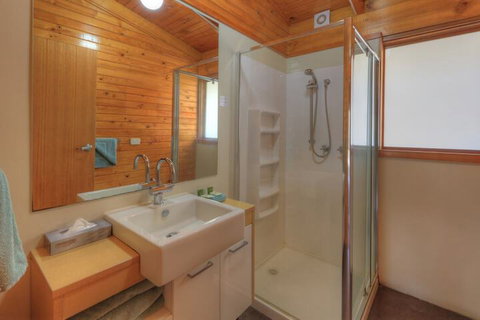 Stewarts Bay Lodge - VIC Tourism 4