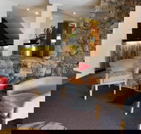 The Denman Hotel - VIC Tourism