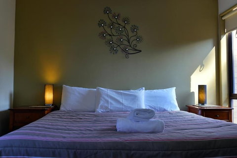 Executive Hideaway Motel - VIC Tourism 4