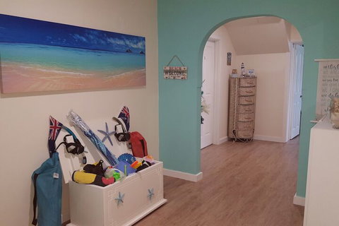 Palm Beach Guest House - VIC Tourism 2