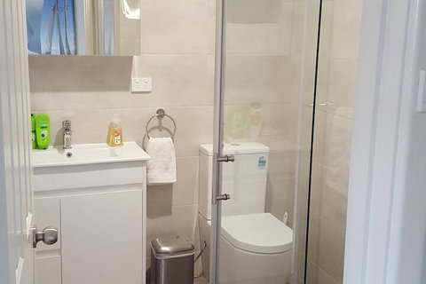 Palm Beach Guest House - VIC Tourism 5