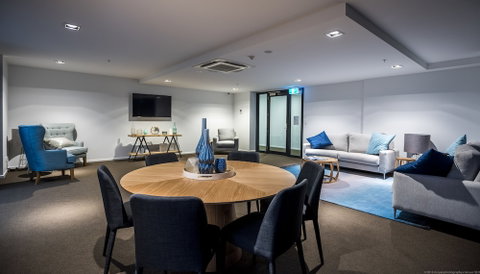 Synergy Broadbeach - VIC Tourism 2