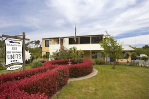 North East Rest Awhile Bed & Breakfast - VIC Tourism 0
