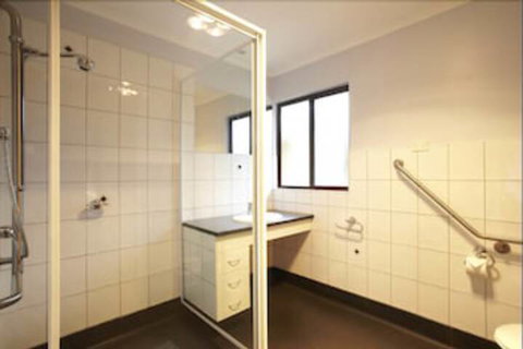 North East Rest Awhile Bed & Breakfast - VIC Tourism 1