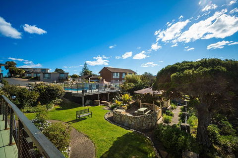 Eagle Heights - VIC Tourism 1