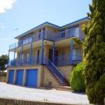 Flat 2 3 Bay Lane - VIC Tourism 0