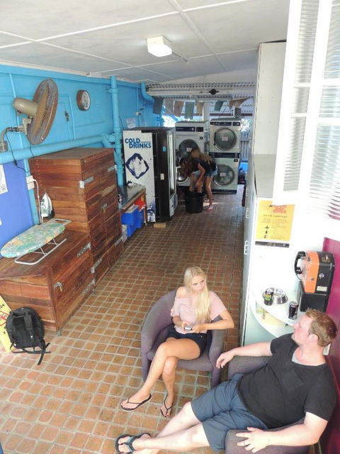 Reef Lodge Backpackers - VIC Tourism 5