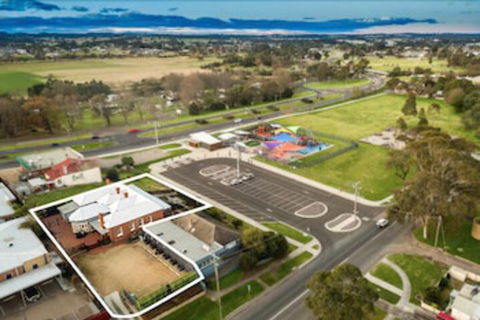 Bairnsdale Bed And Breakfast - VIC Tourism 2