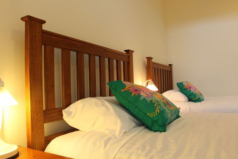 Albany Beachside Accommodation - VIC Tourism 0