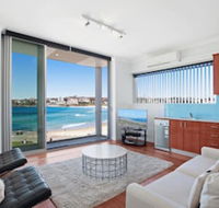 Bondi Vista Beachfront Apartment - VIC Tourism