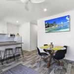 Beachcomber Holiday Units - VIC Tourism 0