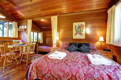 Koompartoo Retreat - VIC Tourism 6