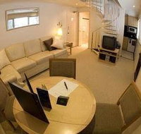 Breathtaker All Suite Hotel