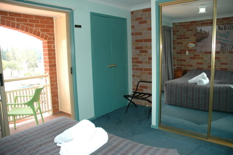 The Roseville Apartments - VIC Tourism 2