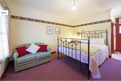 Maldons Eaglehawk Motel - VIC Tourism 5