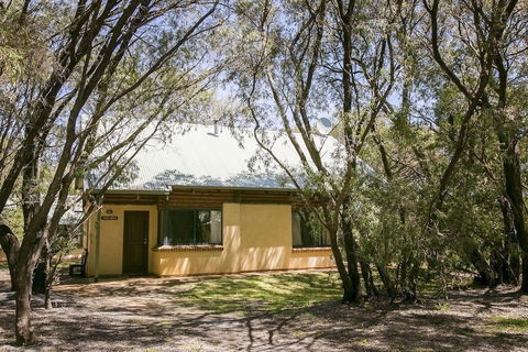 Wyadup Brook Cottages - VIC Tourism 3