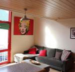 Cora Lynn Apartment 18 - VIC Tourism