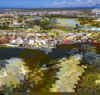 Tranquillity on the Lake - VIC Tourism